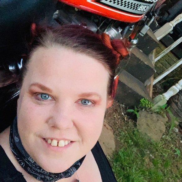 Meet your Posher, Misty - Picture 4 of 8